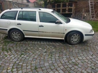 Škoda Octavia combi 1.8t 20v - 4