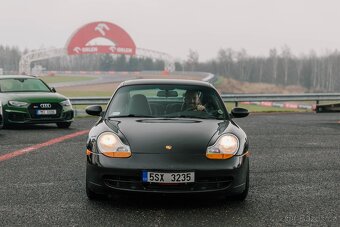 Porsche 911 / 996 Manuál samosvor - 4