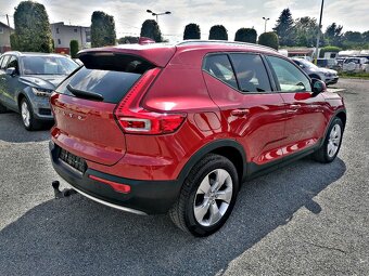 Volvo XC40 2.0 D3 LEDKůžeHARMAN /KARDON - 4