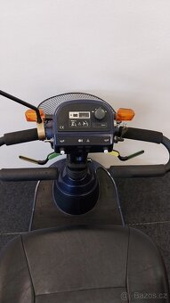 Tříkolový elektrický skútr skládací - 4