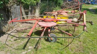 Shrnovač sena Fella TS 310 DRF - 4