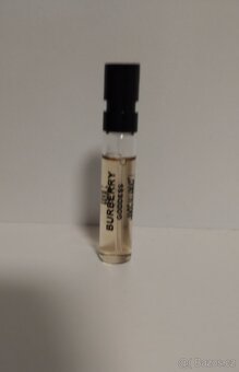 Parfém Burberry Goddess 1,5 ml - 4