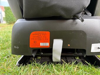 Britax Römer ADVANSAFIX IV R Cosmos Black Premium Line - 4