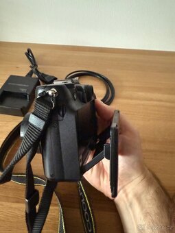 NIKON COOLPIX P7100 - 4
