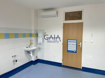 Hodonín - Pronájem kanceláře 20 m² v centru města - 20m2 - 4