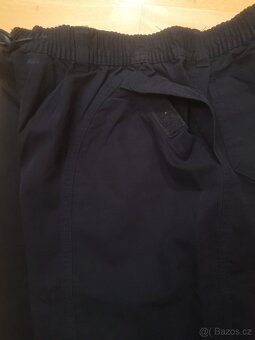 Prodloužené tmavomodré kraťasy do gumy, vel. 164 - 4