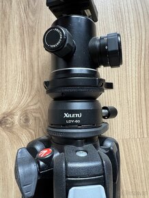 Stativ Manfrotto + hlava Benro B3 - 4