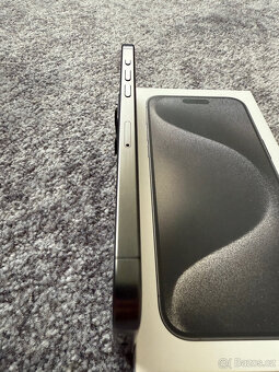 iPhone 15 PRO 256 GB - Top stav / Black Titanium - 4