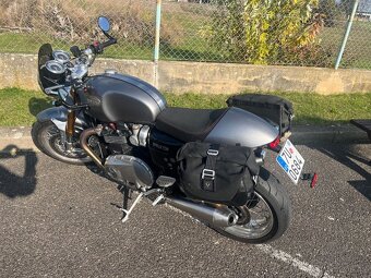 Triumph Thruxton 1200R - 4