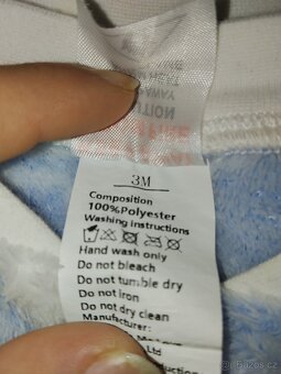 Prodám kombinézy pro novorozence - 4