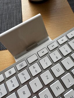 Apple Magic Keyboard – bez numerické klávesnice - 4