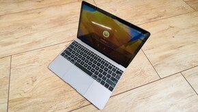 MacBook (Retina, 12 palcový, 2017) - 4