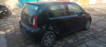 Škoda Citigo 1.0 44kw 05/2014 koupeno čr 1 majitel - 4