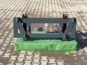Paletizační vidle na nakladač 2000 KG Euro - 4