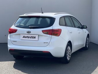 Kia Ceed 1.6i , 99 kW benzín, 2013 - 4