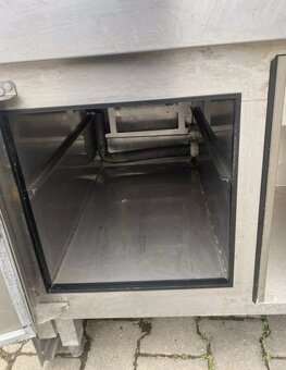 Chladicí stůl s polyetylénovou deskou 120x70x105cm - 4