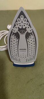 Napařovací žehlička Philips Azur - 4