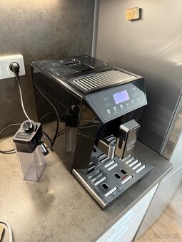 Plnoautomatický kávovar Eletta Cappuccino Evo ECAM46.860.B - 4