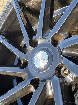 Kola 5x120 bmw e46 18 Vossen - 4