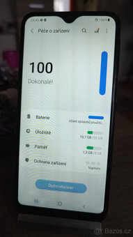 Samsung Galaxy A20e (čtěte popis) - 4