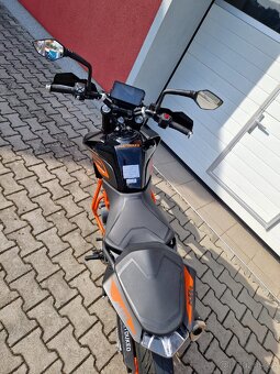 KTM Duke 125 2022 - 4