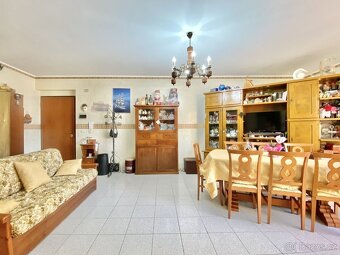 Sicílie, byt 3+1, 136 m2, dva balkóny, Roccalumera - 4