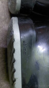 Prodám lyžařské boty 240/245 - 4