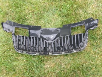přední maska  Fabia 2 / Roomster - 4