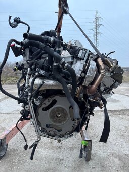 -----MASERATI 3.0 CRD V6 GHIBLI QUATTROPORTE----- - 4