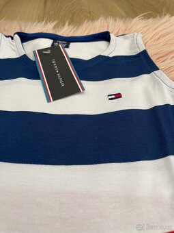 Dívčí šaty Tommy Hilfiger - 4