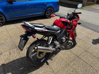 Honda CBR 125 - 4