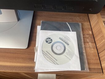 HP EliteDisplay E232 / FHD / IPS / 7ms / 60Hz - 4