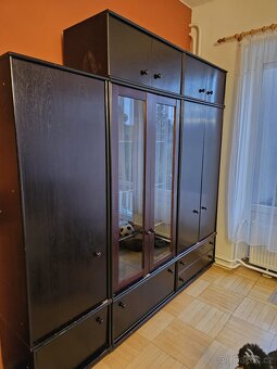 Knihovna z dýhovaných desek - 4