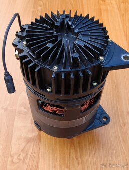 Alternátor Ford Mutt, REO, Hummer - 4