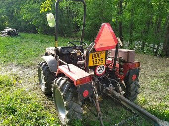 Malotraktor AGT 830 s SPZ a technickým osvědčením - 4