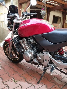 Honda Hornet - 4
