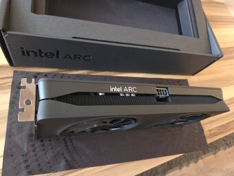 Arc B580, 12GB GDDR6, Limited Edition - 4