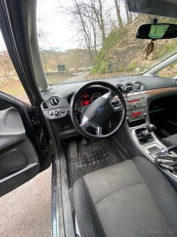 Ford s-max 7 míst, diesel, nové letní pneu - 4
