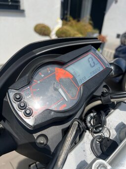 KTM 690 SM LC4 - 4