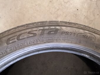 Kumho PS71  235/45/20 - 4
