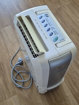 Prodám odvlhčovač vzduchu DeLonghi 3v1 - 4
