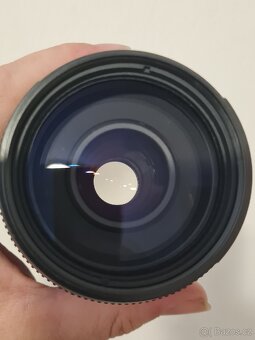 Tamron AF 70-300mm f/4-5.6 Di Canon LD Macro 1:2 - 4