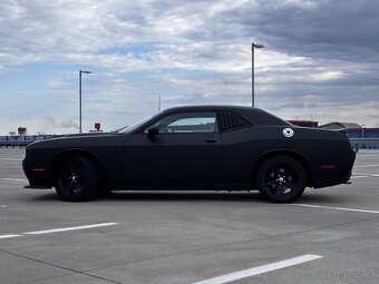 Dodge Challenger 3.6 V6 2018 | NEBOURANY 155000km | TOP STAV - 4
