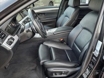 BMW Řada 5 F11 530D xDrive 190kw M packet Facelift mod.2014 - 4