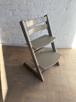 dětská rostoucí dřevěná židlička Stokke - 4