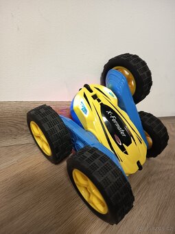 Auto na dálkové ovládání - 4