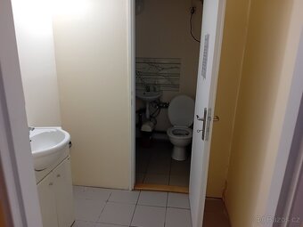 Pronájem kadeřnického salonu v centru Přerova - 4