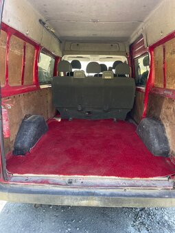 Ford tranzit 2.2 - 4