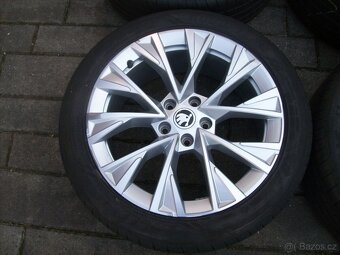 Alu kola Superb III Passat B8 18" letní GY F1 235.45.18 - 4