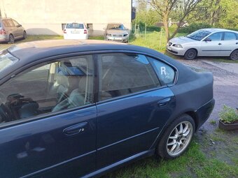 Subaru Legacy BL5 - 4